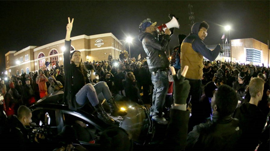 In face of Ferguson unrest, does nation need more unifiers?