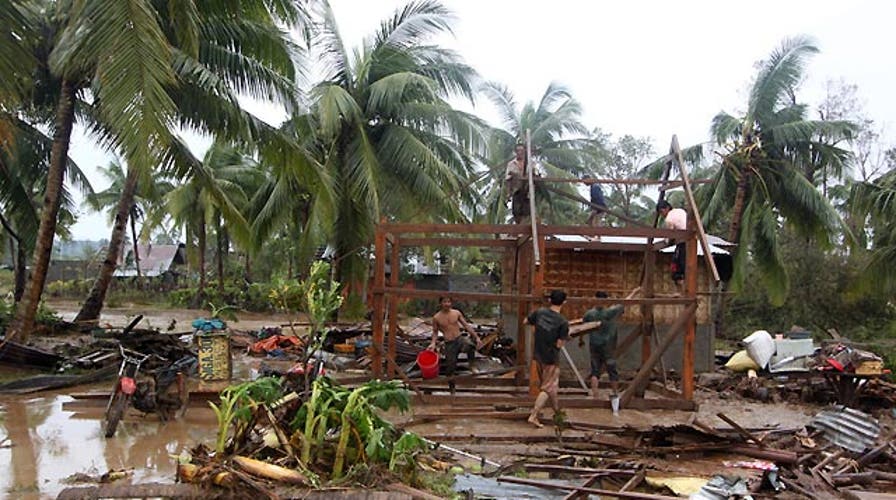 Around the World: Powerful typhoon hits the Philippines