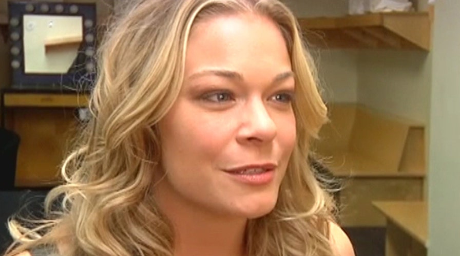 ACA Preview: LeAnn Rimes set to perform Patsy Cline tribute