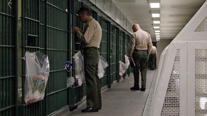 Los Angeles Sheriff’s deputies arrested in prison abuse case