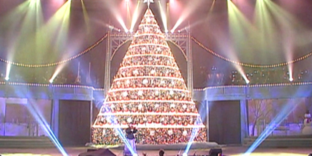 The Singing Christmas Tree Fox News Video