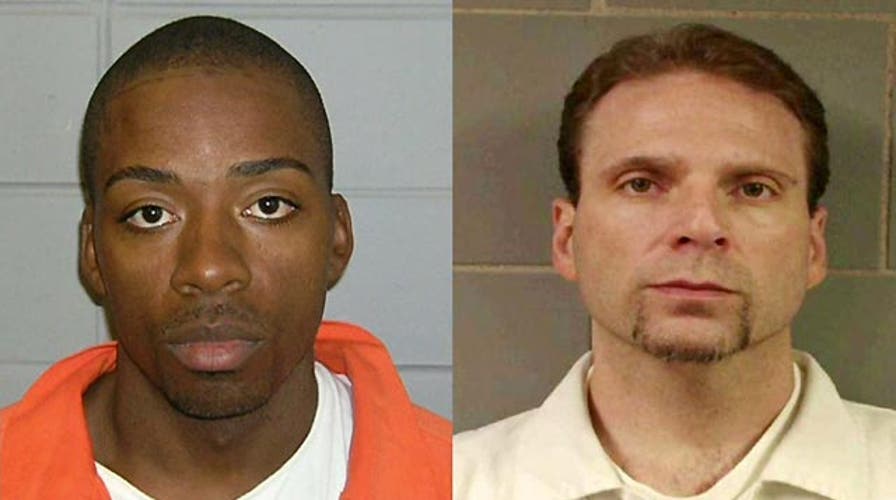 2 inmates escape federal prison in Chicago