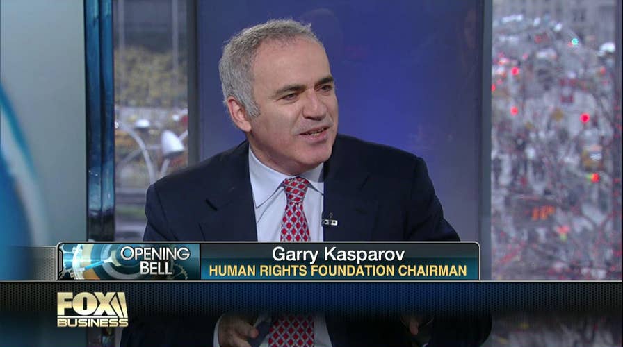 121914_GarryFBN_1005