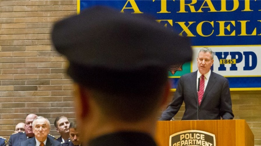 How deep is rift between NYPD and NYC mayor?