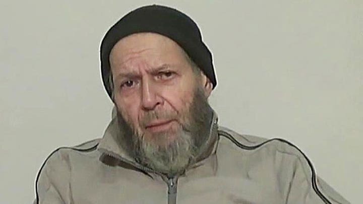 American held captive by Al Qaeda appears in new video