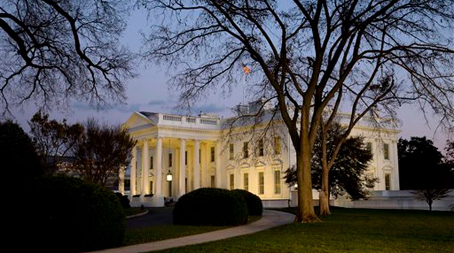 What is the White House's 2015 spending plan?