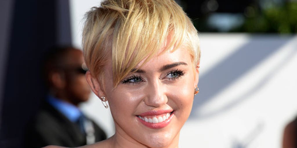 Miley Cyrus film won't be in porn festival after all | Fox News