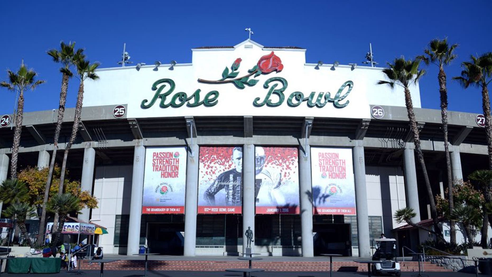 Jan 1, 2016; Pasadena, CA, USA; General view of the Rose Bowl before the game between the Iowa Hawkeyes and the Stanford Cardinal in the 2016 Rose Bowl. Mandatory Credit: Kirby Lee-USA TODAY Sports
