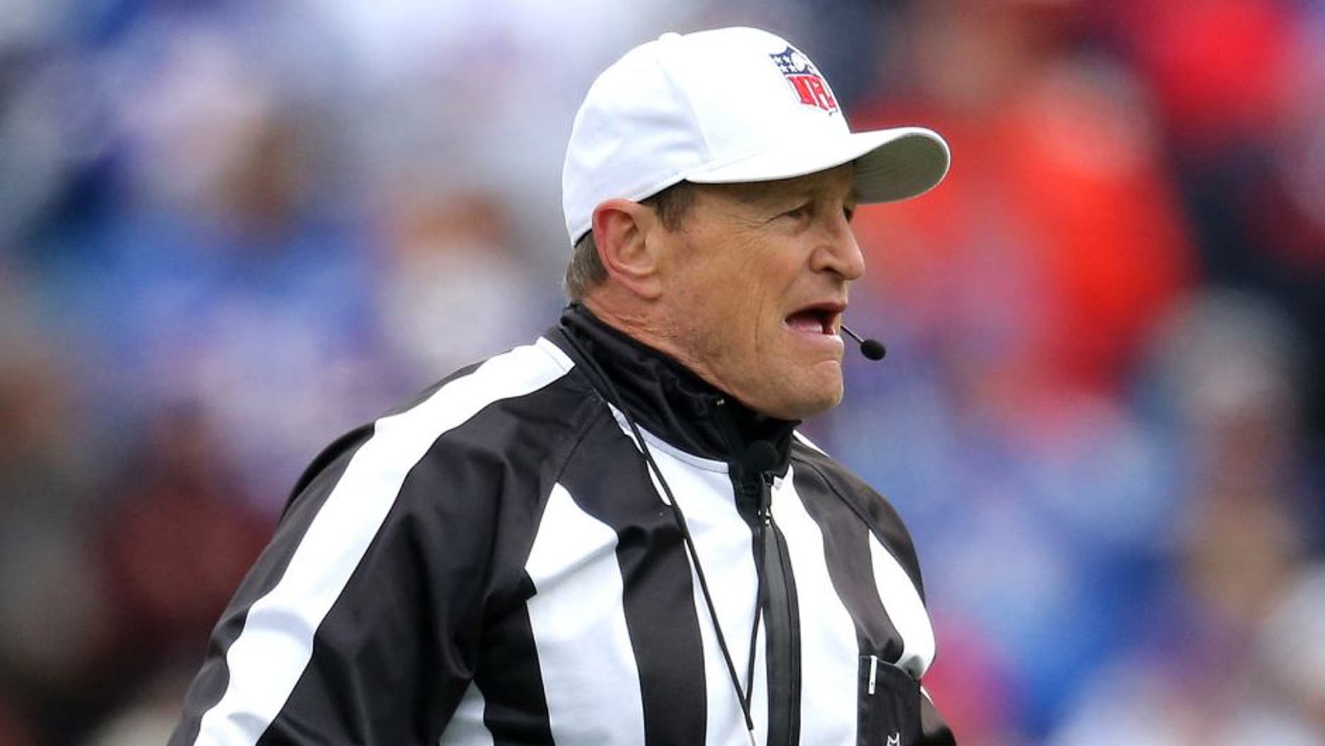 ORCHARD PARK, NY - OCTOBER 19: Referee Ed Hochuli #85 during the Buffalo Bills NFL game against the Minnesota Vikings at Ralph Wilson Stadium on October 19, 2014 in Orchard Park, New York. (Photo by Tom Szczerbowski/Getty Images)
