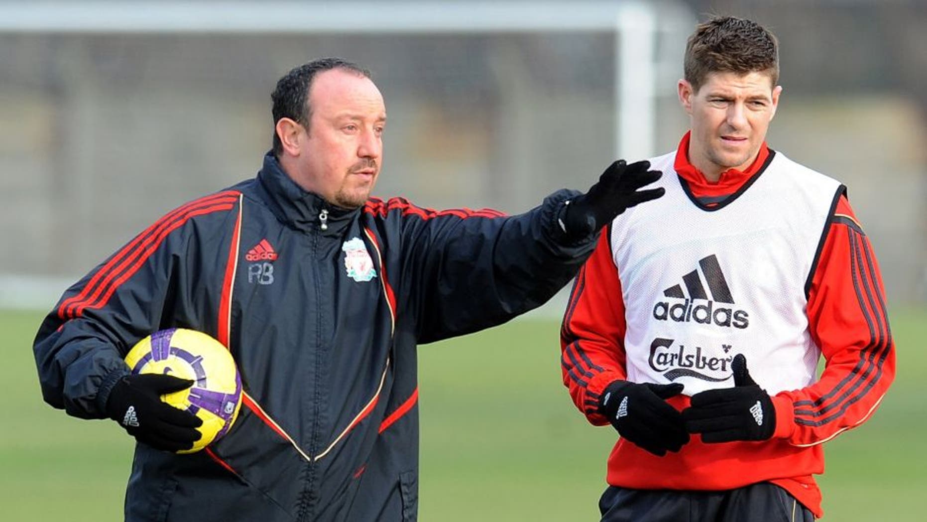 LIVERPOOL, ENGLAND - FEBRUARY 05: (THE SUN OUT) Liverpool Manager Rafael Benitez talks with Steven Gerrard during a Liverpool FC training session at Melwood Training Ground on February 5, 2010 in Liverpool, England. (Photo by John Powell/Liverpool FC via Getty Images)