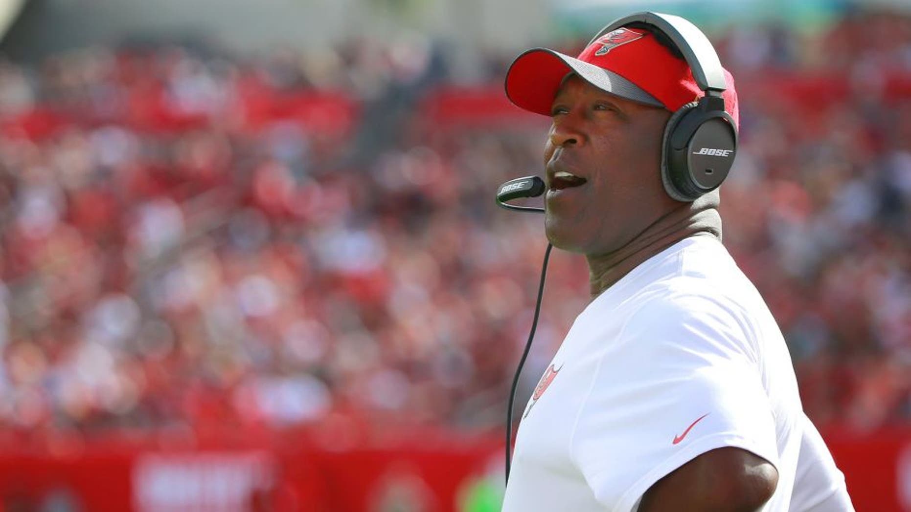 Dec 27, 2015; Tampa, FL, USA; Tampa Bay Buccaneers head coach Lovie Smith looks on against the Chicago Bears during the first quarter at Raymond James Stadium. Mandatory Credit: Kim Klement-USA TODAY Sports