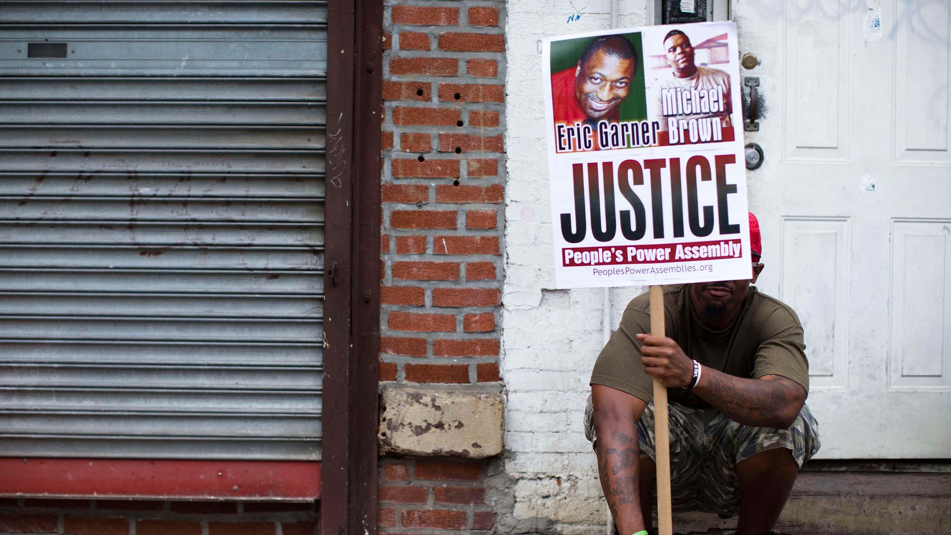 Sergeant In Eric Garner Chokehold Death Faces Departmental Charges