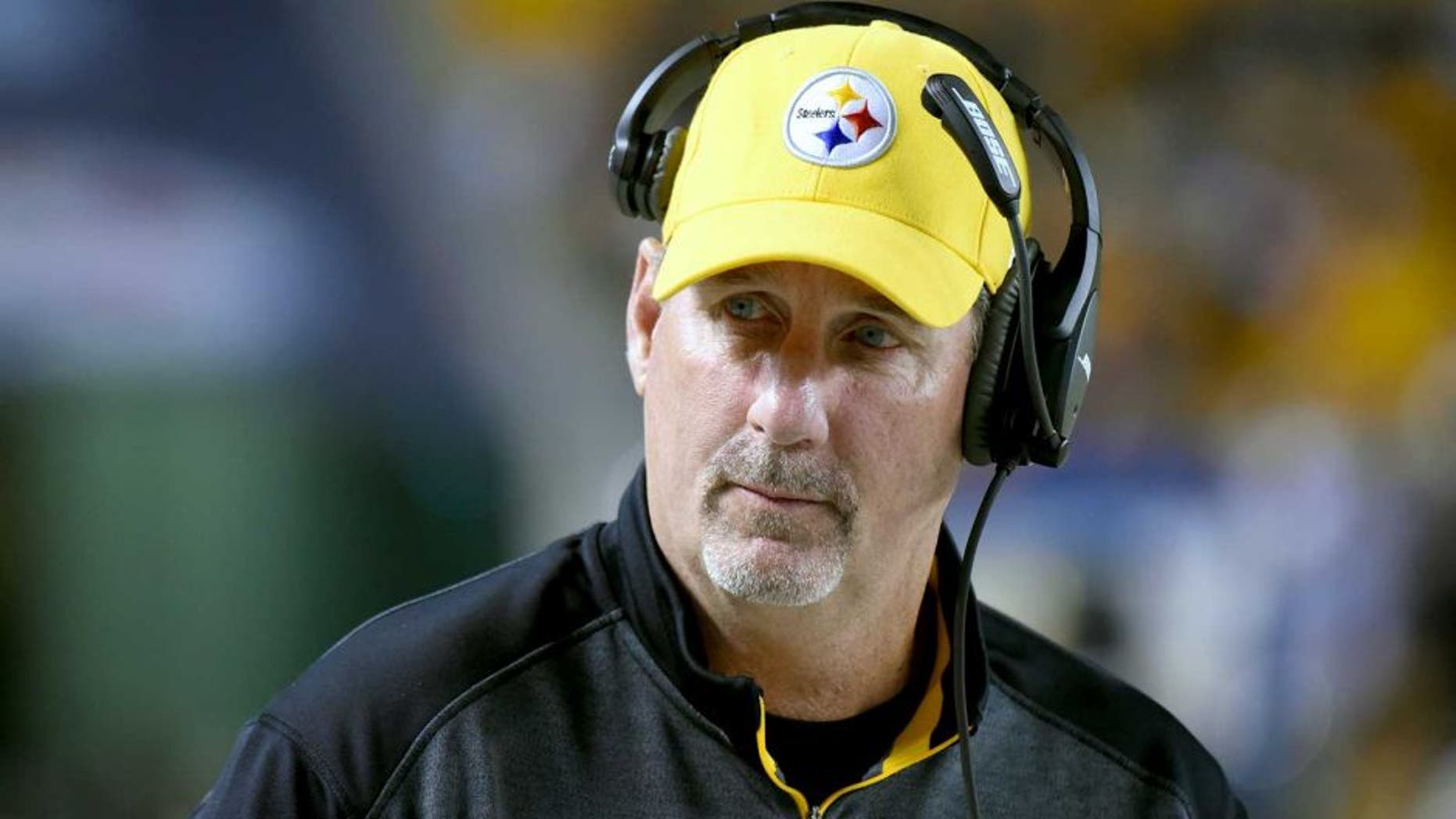 PITTSBURGH, PA - OCTOBER 20: Linebackers coach Keith Butler of the Pittsburgh Steelers looks on from the sideline during a game against the Houston Texans at Heinz Field on October 20, 2014 in Pittsburgh, Pennsylvania. The Steelers defeated the Texans 30-23. (Photo by George Gojkovich/Getty Images) *** Local Caption *** Keith Butler