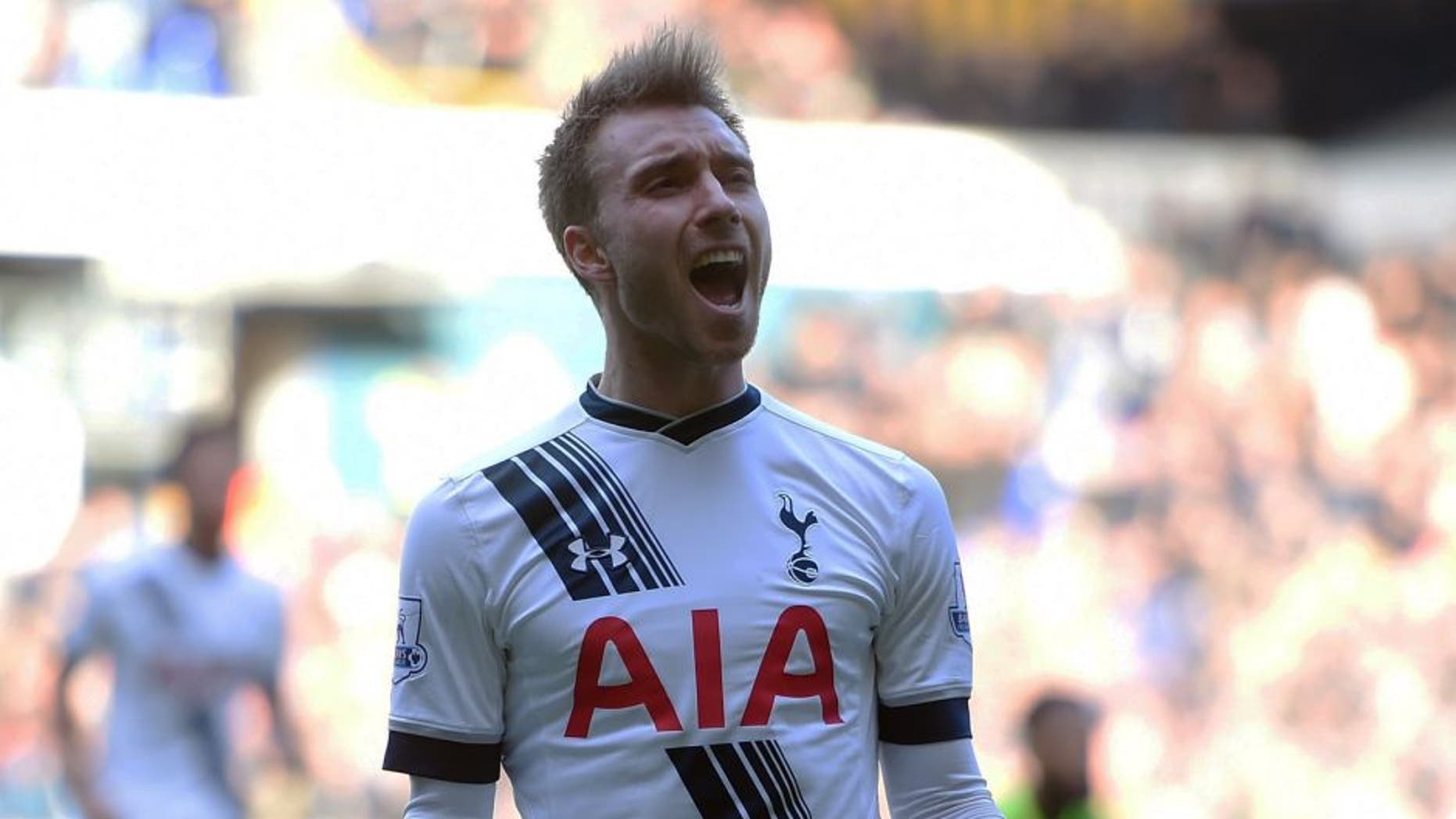 LONDON, ENGLAND - JANUARY 16: Christian Eriksen of Tottenham Hotspur celebrates scoring his team's first goal during the Barclays Premier League match between Tottenham Hotspur and Sunderland at White Hart Lane on January 16, 2016 in London, England. (Photo by Michael Regan/Getty Images)