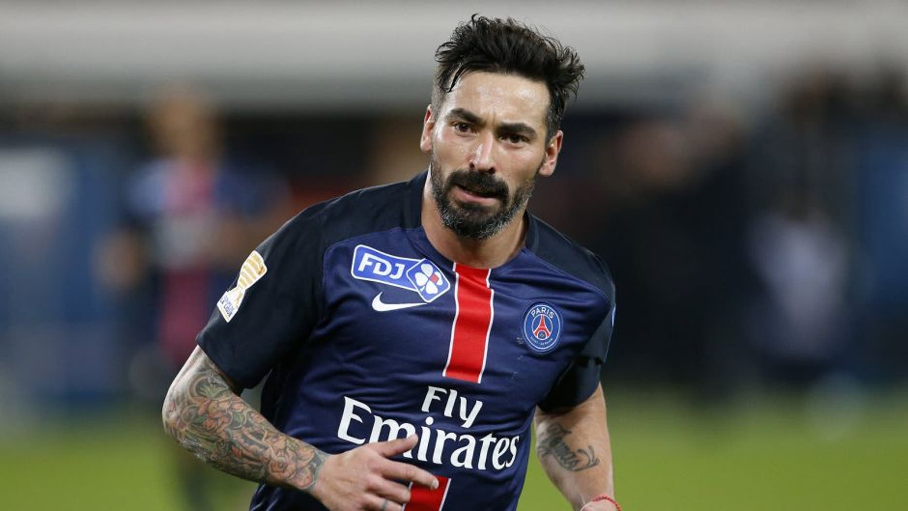 PARIS, FRANCE - DECEMBER 16: Ezequiel Lavezzi of PSG looks on during the French League Cup (Coupe de la Ligue) match between Paris Saint-Germain (PSG) and AS Saint-Etienne (ASSE) at Parc des Princes stadium on December 16, 2015 in Paris, France. (Photo by Jean Catuffe/Getty Images)