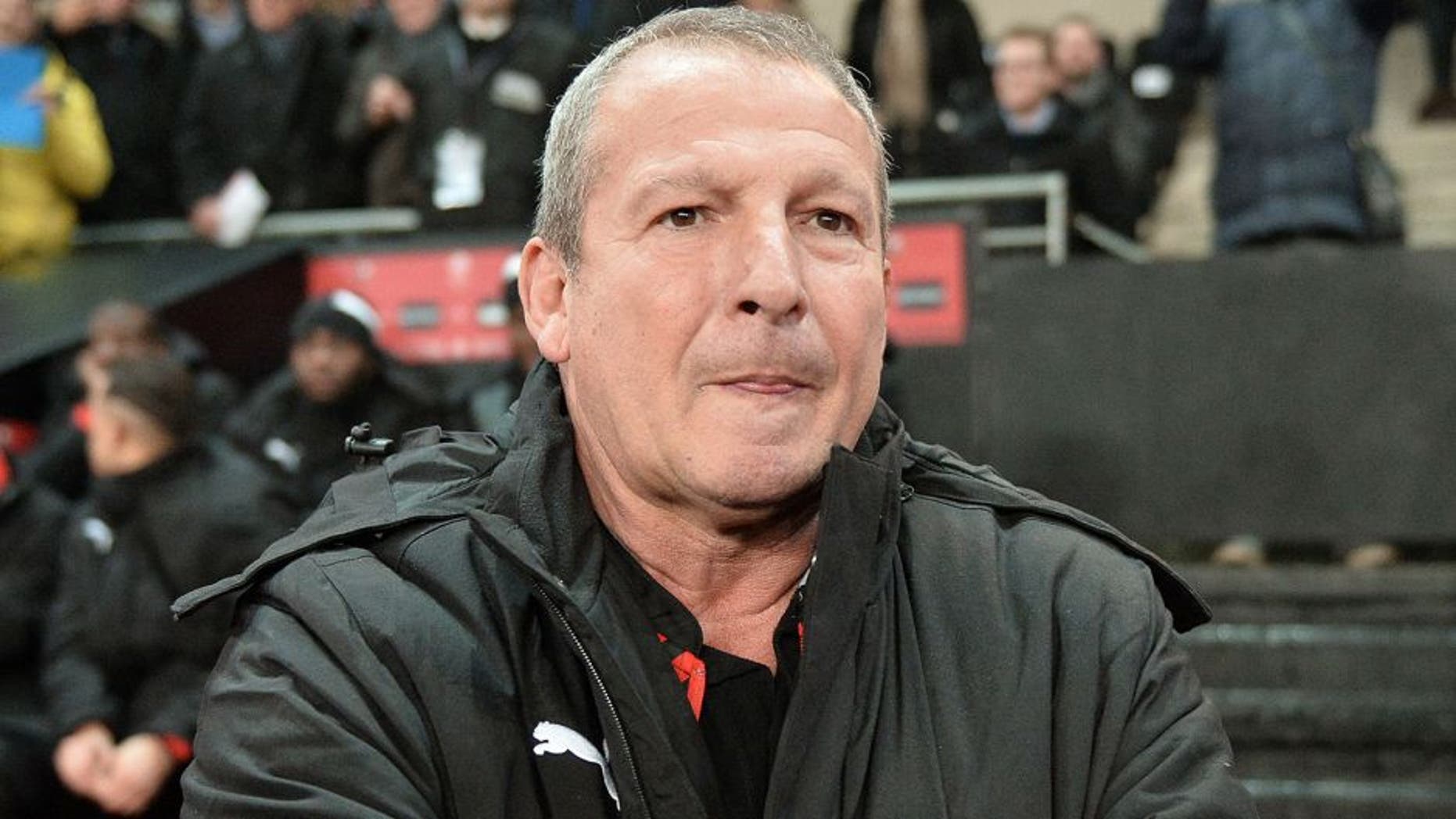 Rennes' French coach Rolland Courbis looks on before the French L1 football match between Rennes (Stade Rennais FC) and Ajaccio (GFC ) on January 22, 2016, at the Roazhon Park in Rennes, northwestern France. AFP PHOTO / JEAN-FRANCOIS MONIER / AFP / JEAN-FRANCOIS MONIER (Photo credit should read JEAN-FRANCOIS MONIER/AFP/Getty Images)