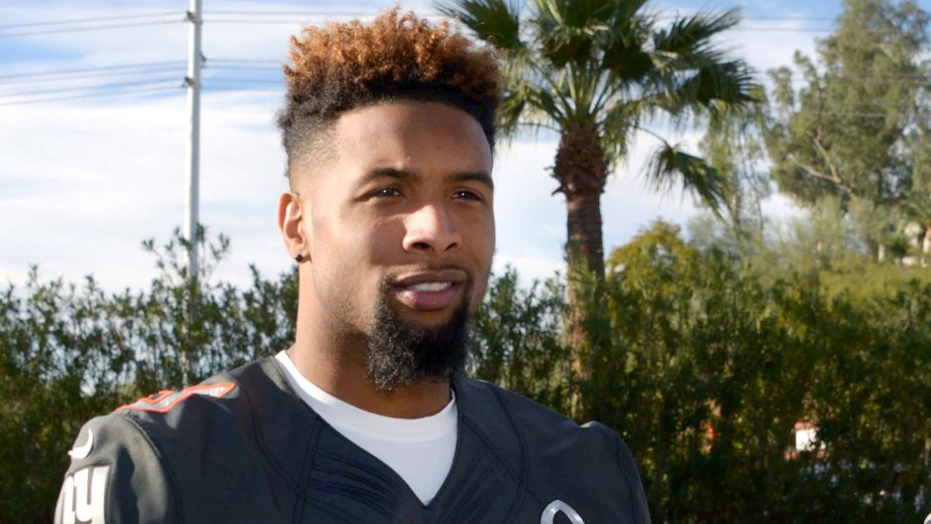 Jan 23, 2015; Phoenix, AZ, USA; New York Giants receiver Odell Beckham (13) and Pittsburgh Steelers receiver Antonio Brown (84) pose during team photos for the 2015 Pro Bowl at The Arizona Biltmore. Mandatory Credit: Kirby Lee-USA TODAY Sports