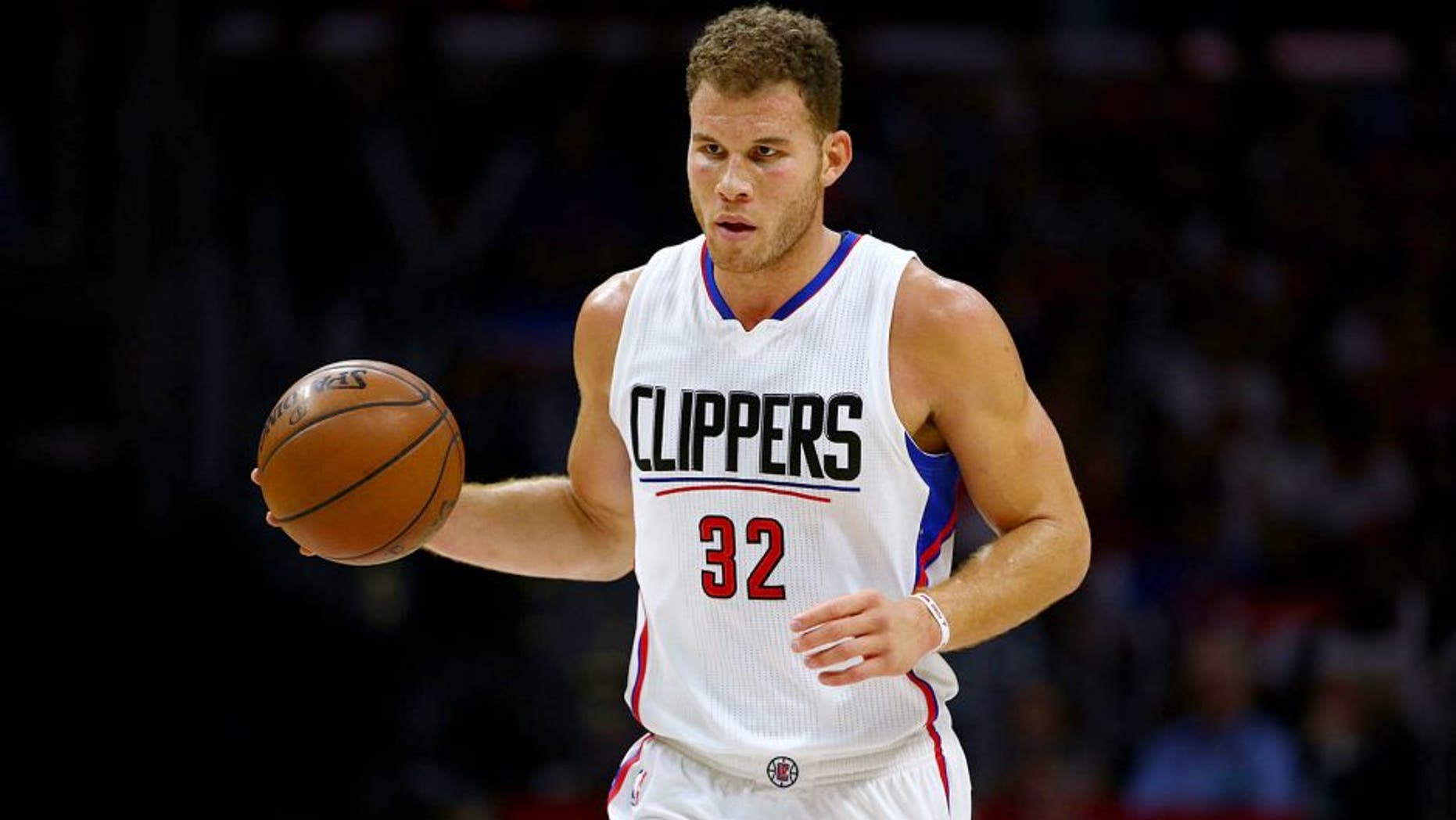LOS ANGELES, CA - NOVEMBER 14: Blake Griffin #32 of the Los Angeles Clippers dribbles the ball upcourt in the second half of the NBA game against the Detroit Pistons at Staples Center on November 14, 2015 in Los Angeles, California. The Clippers defeated the Pistons 101-96. NOTE TO USER: User expressly acknowledges and agrees that, by downloading and or using this photograph, User is consenting to the terms and conditions of the Getty Images License Agreement. (Photo by Victor Decolongon/Getty Images)
