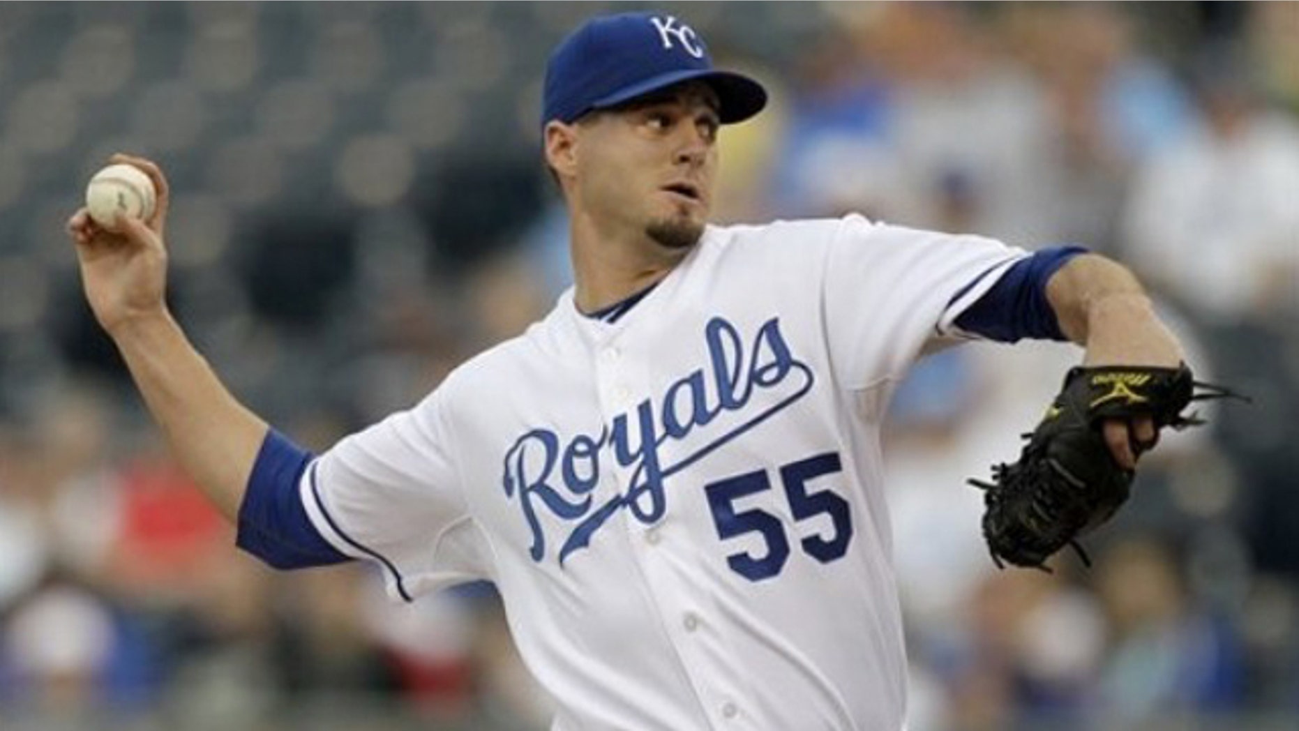 Kansas City Royals starting pitcher Gil Meche throws during the first inning a baseball game against the Texas Rangers Tuesday, May 25, 2010 in Kansas City, Mo.