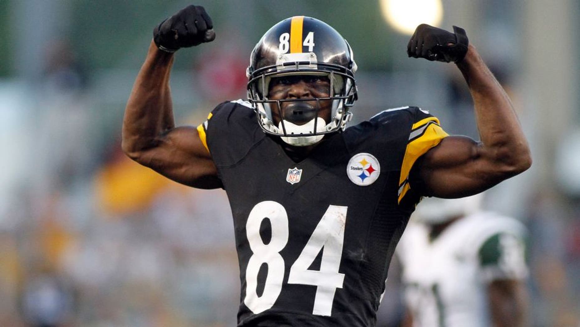 PITTSBURGH, PA - SEPTEMBER 16: Antonio Brown #84 of the Pittsburgh Steelers reacts after making a catch in the second half against the New York Jets during the game on September 16, 2012 at Heinz Field in Pittsburgh, Pennsylvania. The Steelers defeated the Jets 27-10. (Photo by Justin K. Aller/Getty Images)