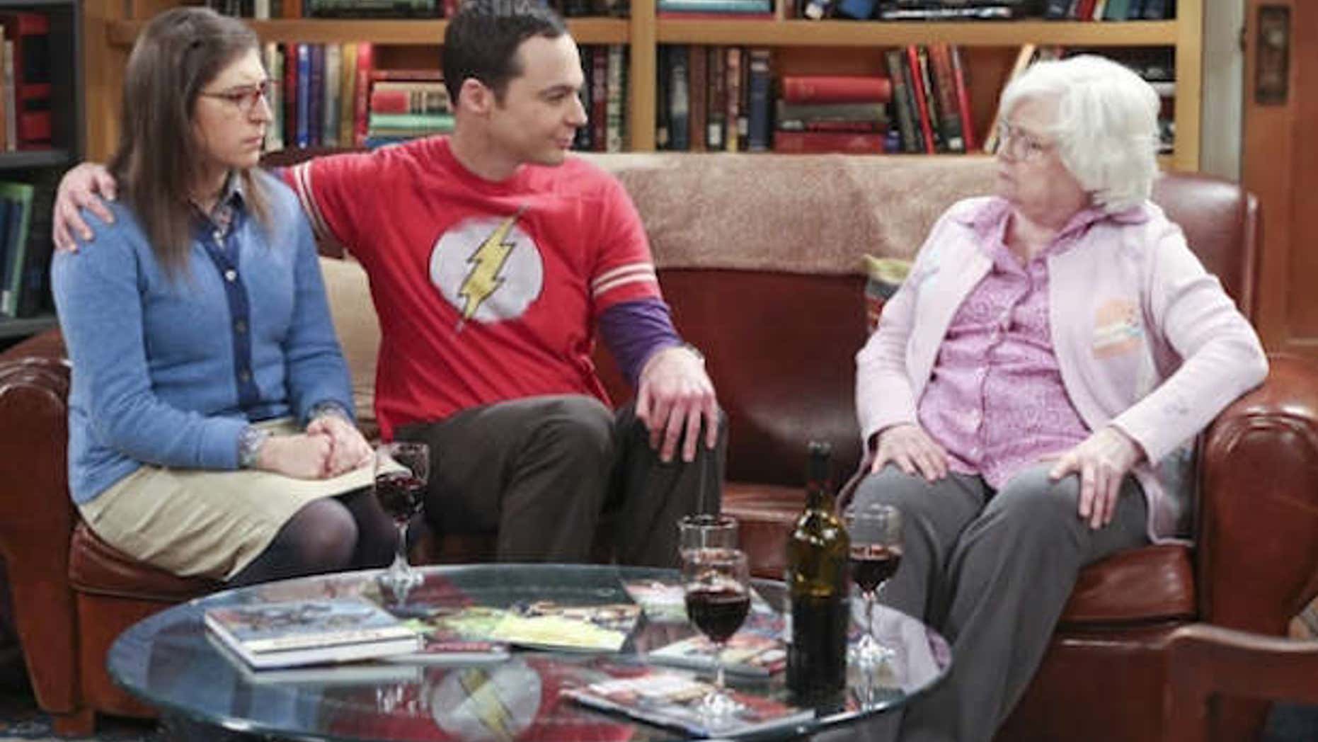 Sheldon (Jim Parsons) and Amy (Mayim Bialik) tussle with Meemaw (June Squibb).
