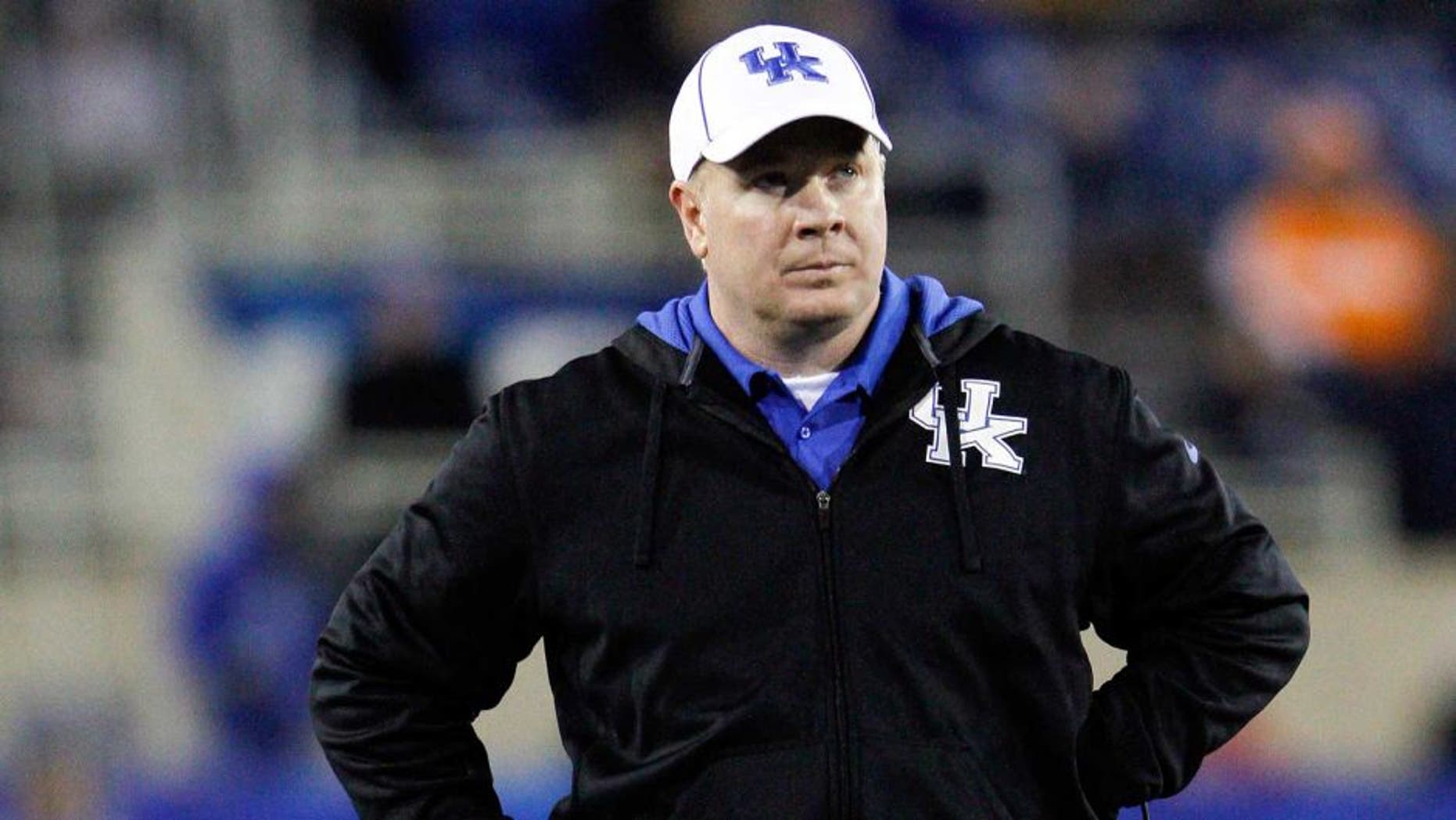 Nov 30, 2013; Lexington, KY, USA; Kentucky Wildcats head coach Mark Stoops during the game against the Tennessee Volunteers in the second half at Commonwealth Stadium. Tennessee defeated Kentucky 27-14. Mandatory Credit: Mark Zerof-USA TODAY Sports
