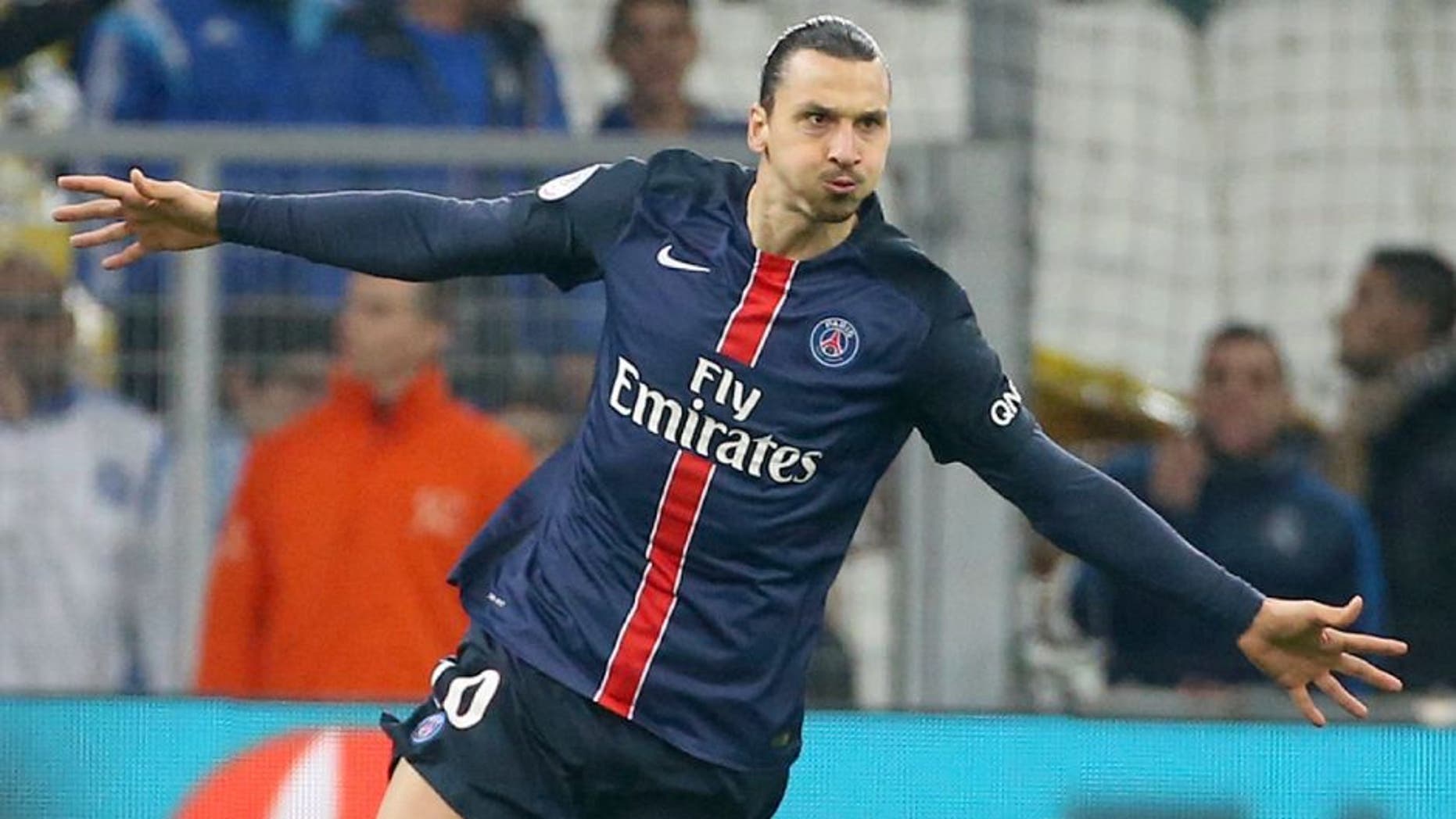 MARSEILLE - FEBRUARY 7: Zlatan Ibrahimovic of PSG celebrates his goal during the French Ligue 1 match between Olympique de Marseille (OM) and Paris Saint-Germain (PSG) at New Stade Velodrome on February 7, 2016 in Marseille, France. (Photo by Jean Catuffe/Getty Images)