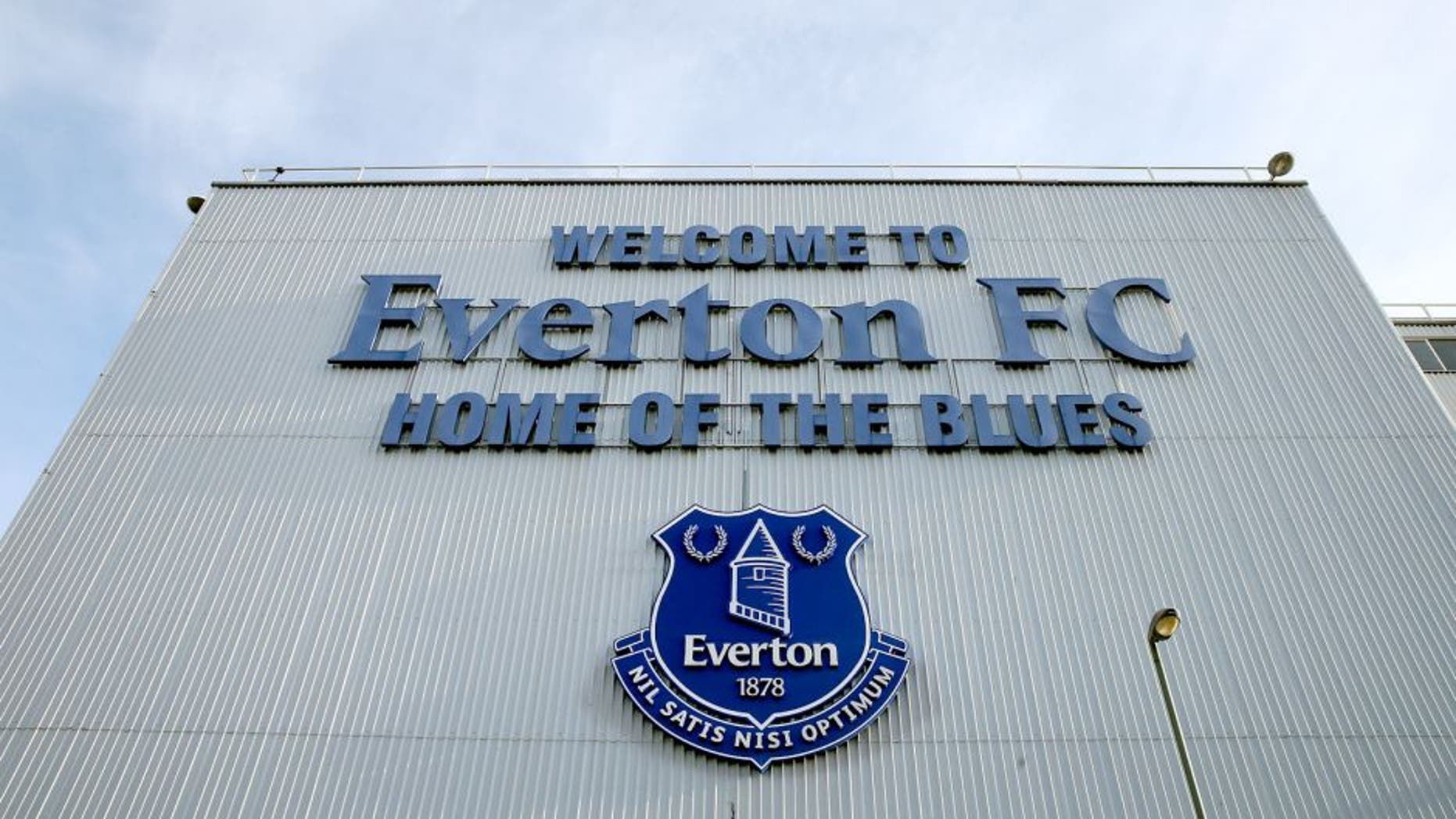 LIVERPOOL, ENGLAND - NOVEMBER 21: A general view of the stadium ahead of the Barclays Premier League match between Everton and Aston Villa at Goodison Park on November 21, 2015 in Liverpool, England. (Photo by Chris Brunskill/Getty Images)