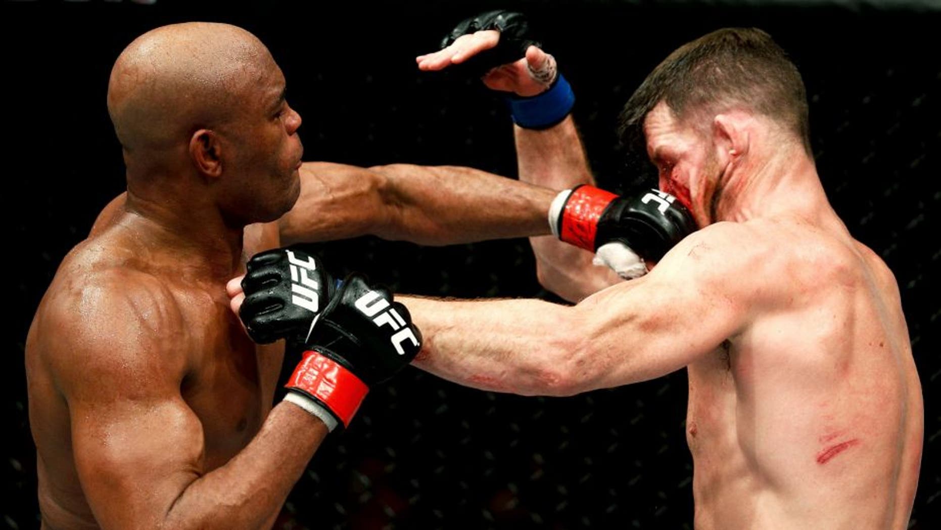 LONDON, ENGLAND - FEBRUARY 27: Anderson 'The Spider' Silva of Brazil (L) and Michael 'The Count' Bisping of England (R) compete in their Middleweight bout during the UFC Fight Night held at at Indigo at The O2 Arena on February 27, 2016 in London, England. (Photo by Dean Mouhtaropoulos/Zuffa LLC/Zuffa LLC via Getty Images)