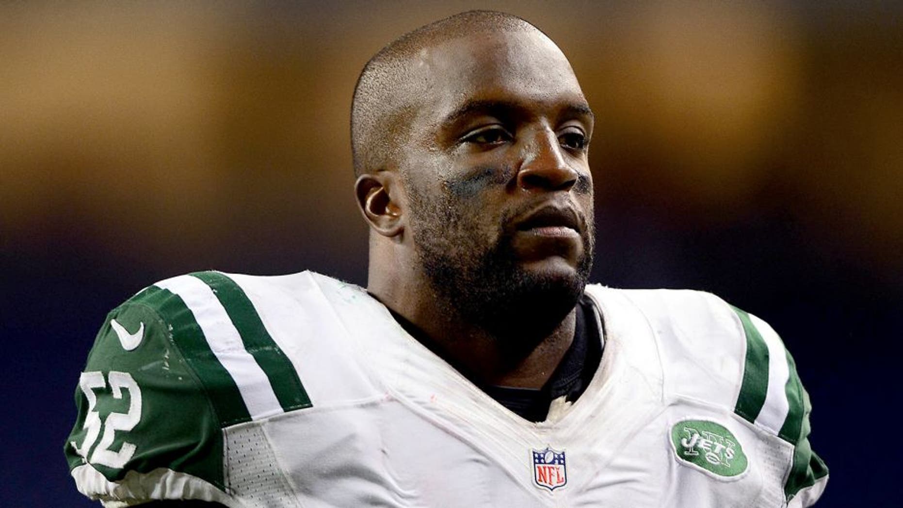 Nov 24, 2014; Detroit, MI, USA; New York Jets inside linebacker David Harris (52) against the Buffalo Bills at Ford Field. Mandatory Credit: Andrew Weber-USA TODAY Sports