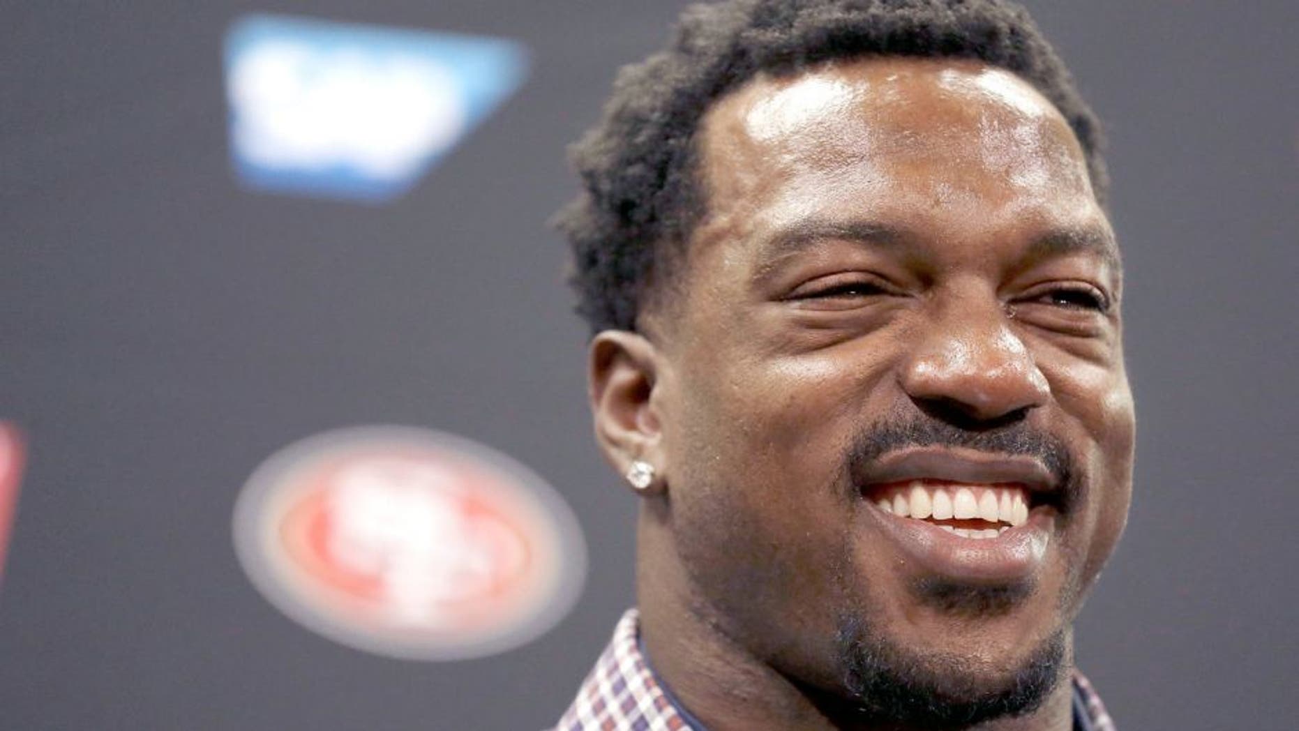 San Francisco 49ers linebacker Patrick Willis speaks at a news conference at the 49ers' NFL football facility in Santa Clara, Tuesday, March 10, 2015. Willis, a seven-time Pro Bowler, will retire after his 2014 season was cut short by a toe injury that required surgery, the 49ers announced, Tuesday. (AP Photo/Jeff Chiu)