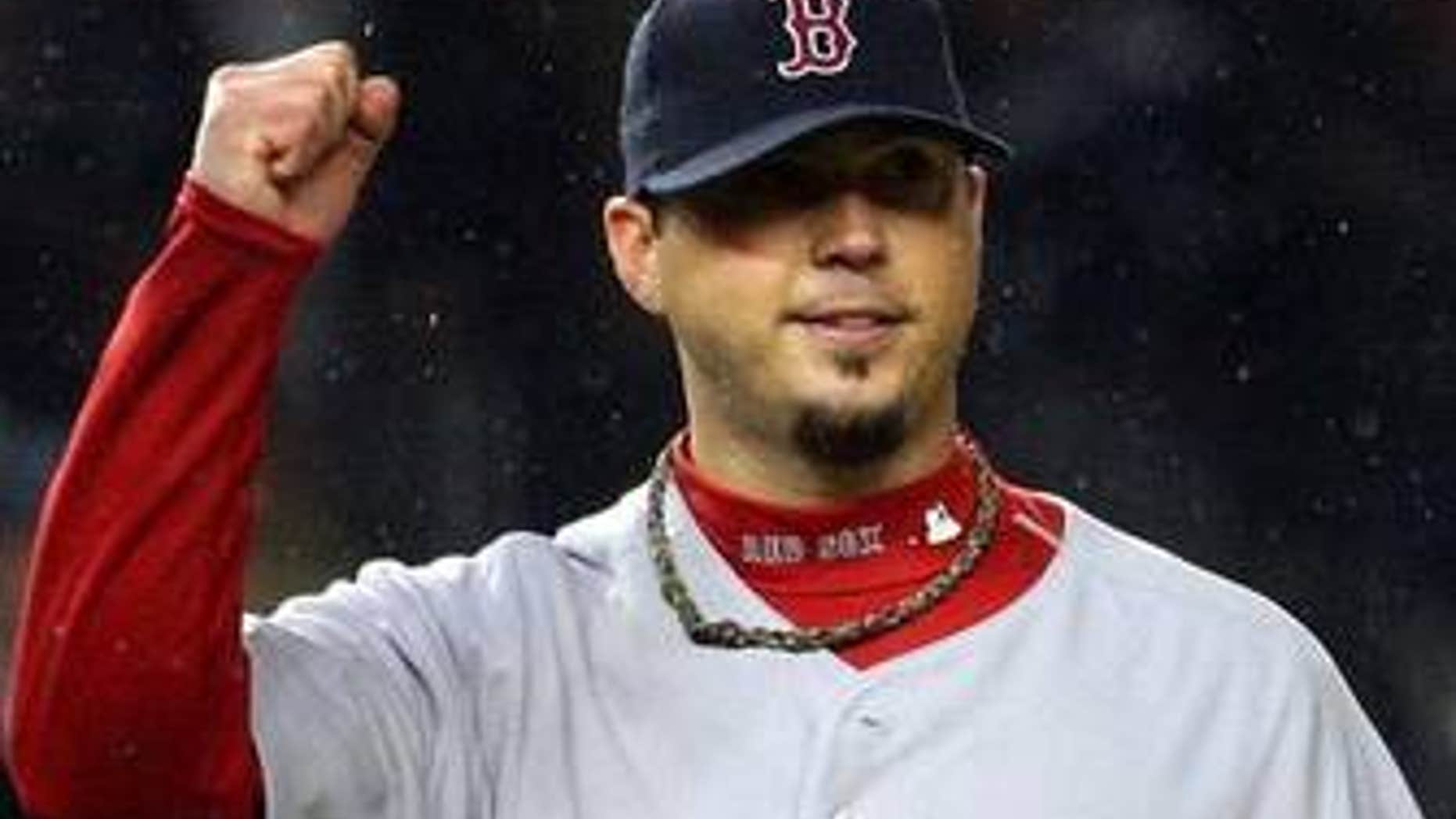 Boston Red Sox pitcher Josh Beckett is well known for wearing Phiten necklaces and is even featured on the company's website.