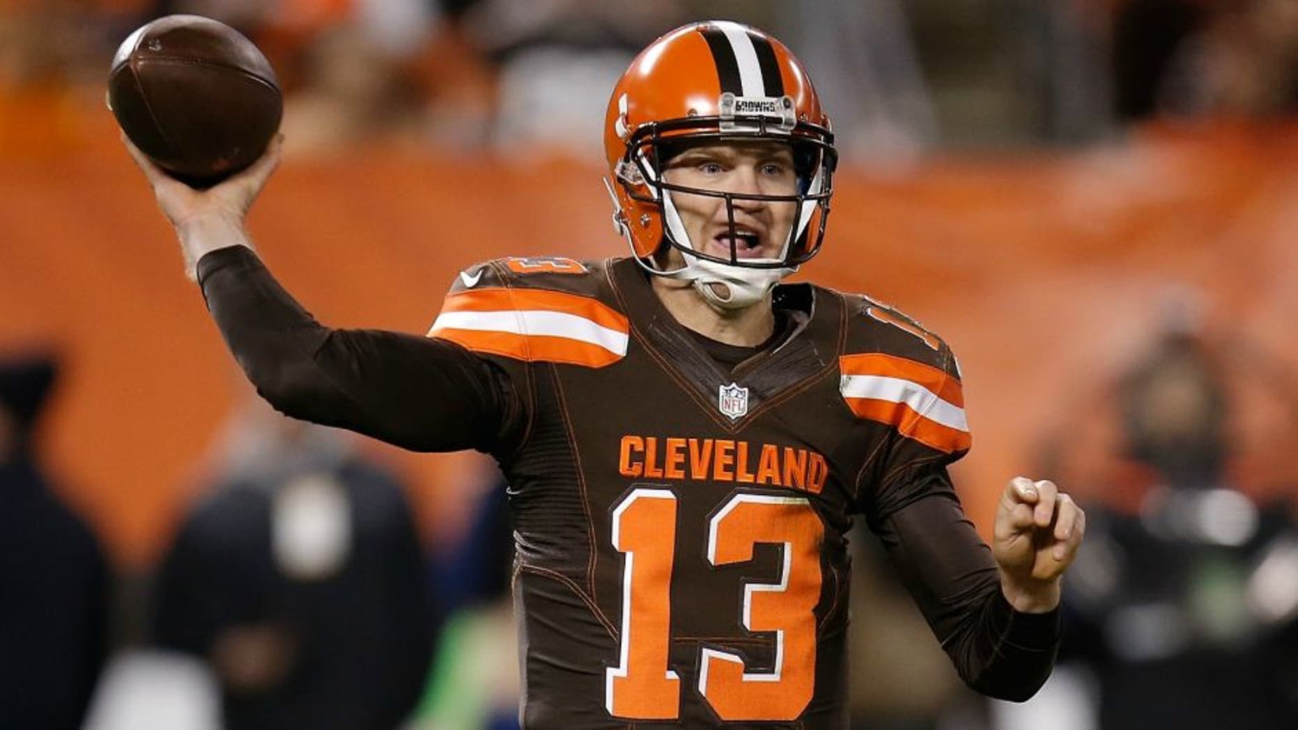 Josh McCown #13 of the Cleveland Browns throws a pass during the first quarter against the Baltimore Ravens at FirstEnergy Stadium on November 30, 2015 in Cleveland, Ohio. (Photo by Gregory Shamus/Getty Images)
