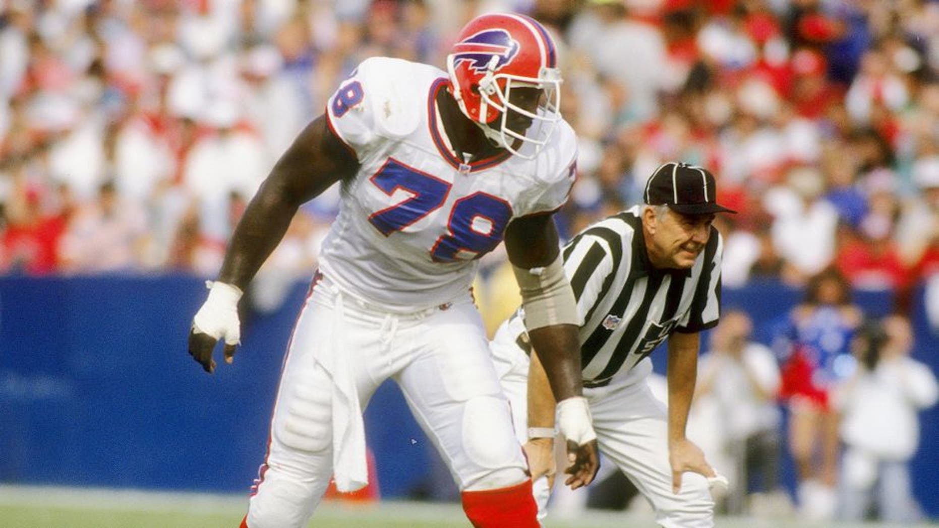 FOXBORO, MA - CIRCA 1990s: Bruce Smith #78 of the Buffalo Bills in action ready to rush against the New England Patriot during an NFL football game circa early 1990's at Foxboro Stadium in Foxboro, Massachusetts. Smith played for the Bills from 1985-99. (Photo by Focus on Sport/Getty Images)