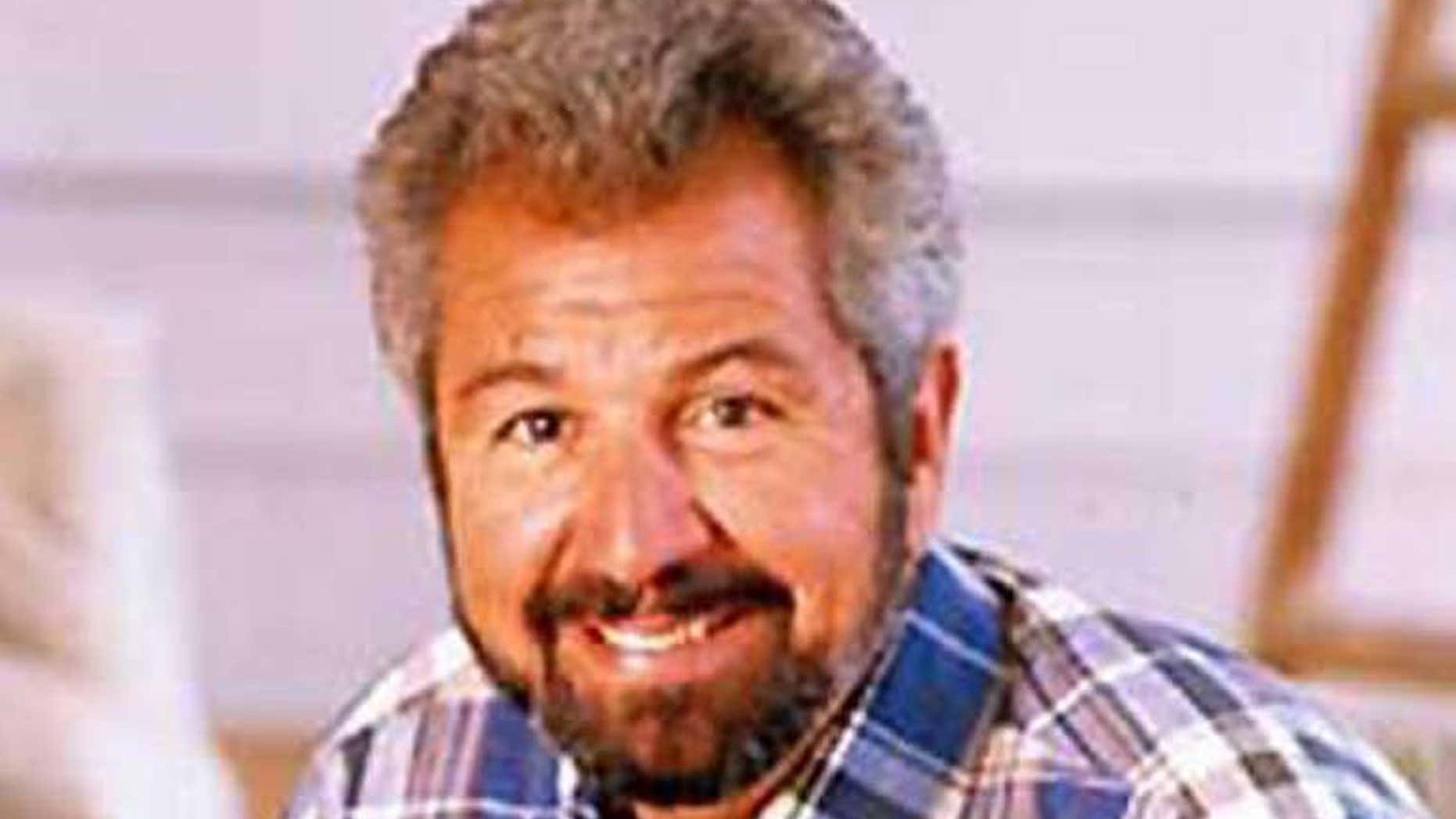 TV home improvement expert Bob Vila sues Illinois man over false