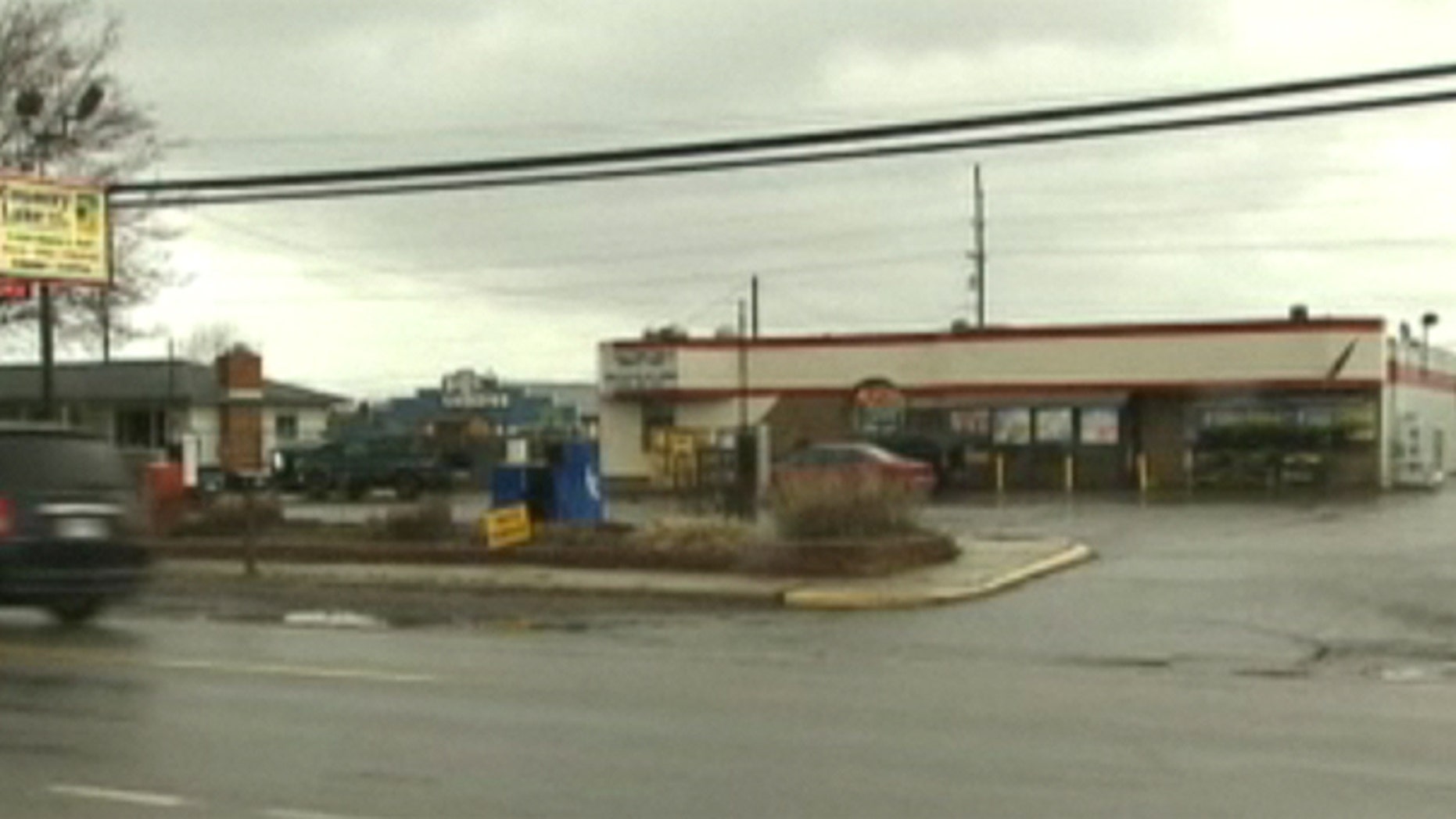 This screengrab shows Country Lake Food Center in Highland, Michigan.