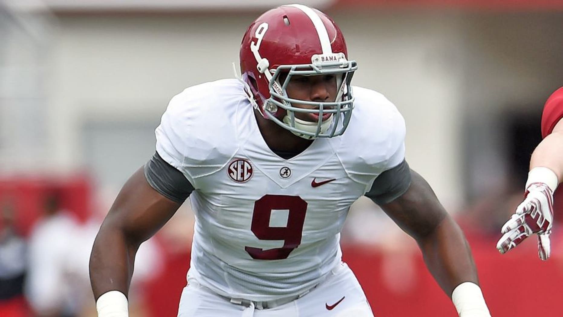 TUSCALOOSA, AL - APRIL 18: Da'Shawn Hand #9 of the White team anticipates a play during the University of Alabama Crimson Tide A-day spring game at Bryant-Denny Stadium on April 18, 2015 in Tuscaloosa, Alabama. (Photo by Stacy Revere/Getty Images)