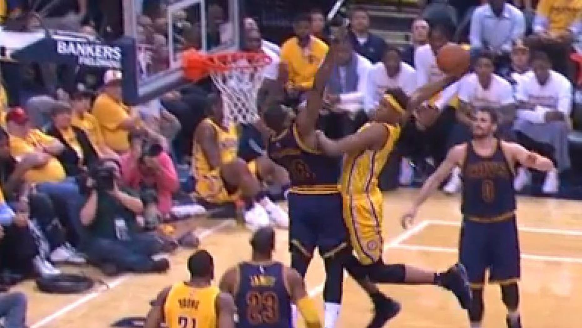 myles turner dunk