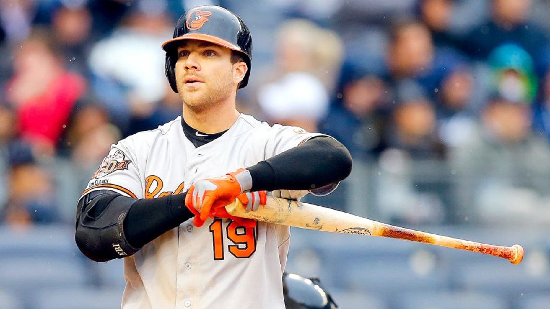 NEW YORK, NY - APRIL 07: (NEW YORK DAILIES OUT) Chris Davis #19 of the Baltimore Orioles in action against the New York Yankees at Yankee Stadium on April 7, 2014 in the Bronx borough of New York City. The Yankees defeated the Orioles 4-2. (Photo by Jim McIsaac/Getty Images)