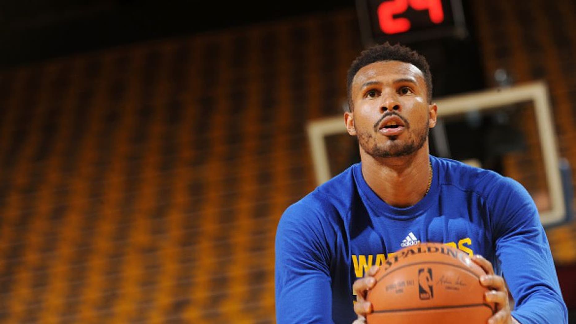 OAKLAND, CA - APRIL 18: Leandro Barbosa #19 of the Golden State Warriors warms up before the game against the Houston Rockets in Game Two of the Western Conference Quarterfinals during the 2016 NBA Playoffs on April 18, 2016 at ORACLE Arena in Oakland, California. NOTE TO USER: User expressly acknowledges and agrees that, by downloading and or using this photograph, user is consenting to the terms and conditions of Getty Images License Agreement. Mandatory Copyright Notice: Copyright 2016 NBAE (Photo by Noah Graham/NBAE via Getty Images)
