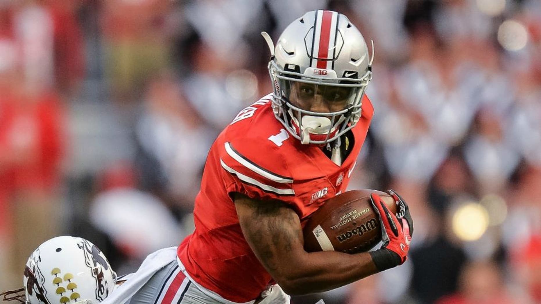 COLUMBUS, OH - SEPTEMBER 26: Braxton Miller #1 of the Ohio State Buckeyes runs with the ball against the Western Michigan Broncos at Ohio Stadium on September 26, 2015 in Columbus, Ohio. (Photo by Jamie Sabau/Getty Images)