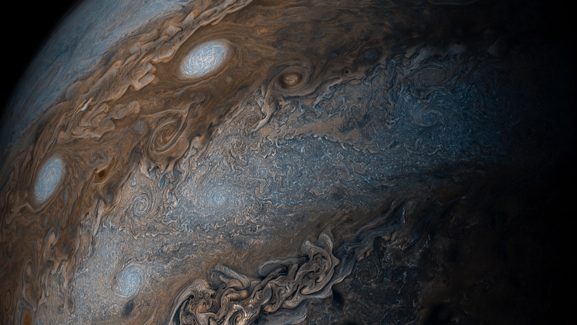 Mysterious object 13 times the size of Jupiter found | Fox News