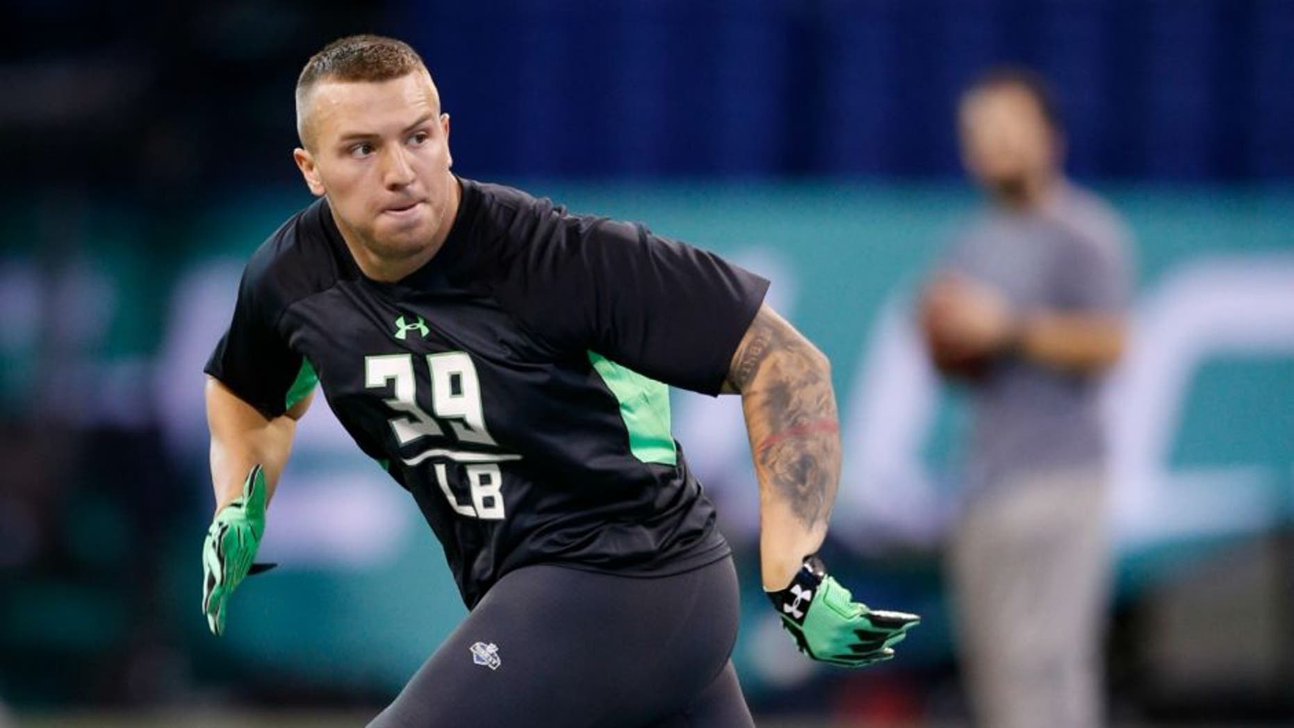 INDIANAPOLIS, IN - FEBRUARY 28: Linebacker Scooby Wright of Arizona in action during the 2016 NFL Scouting Combine at Lucas Oil Stadium on February 28, 2016 in Indianapolis, Indiana. (Photo by Joe Robbins/Getty Images)