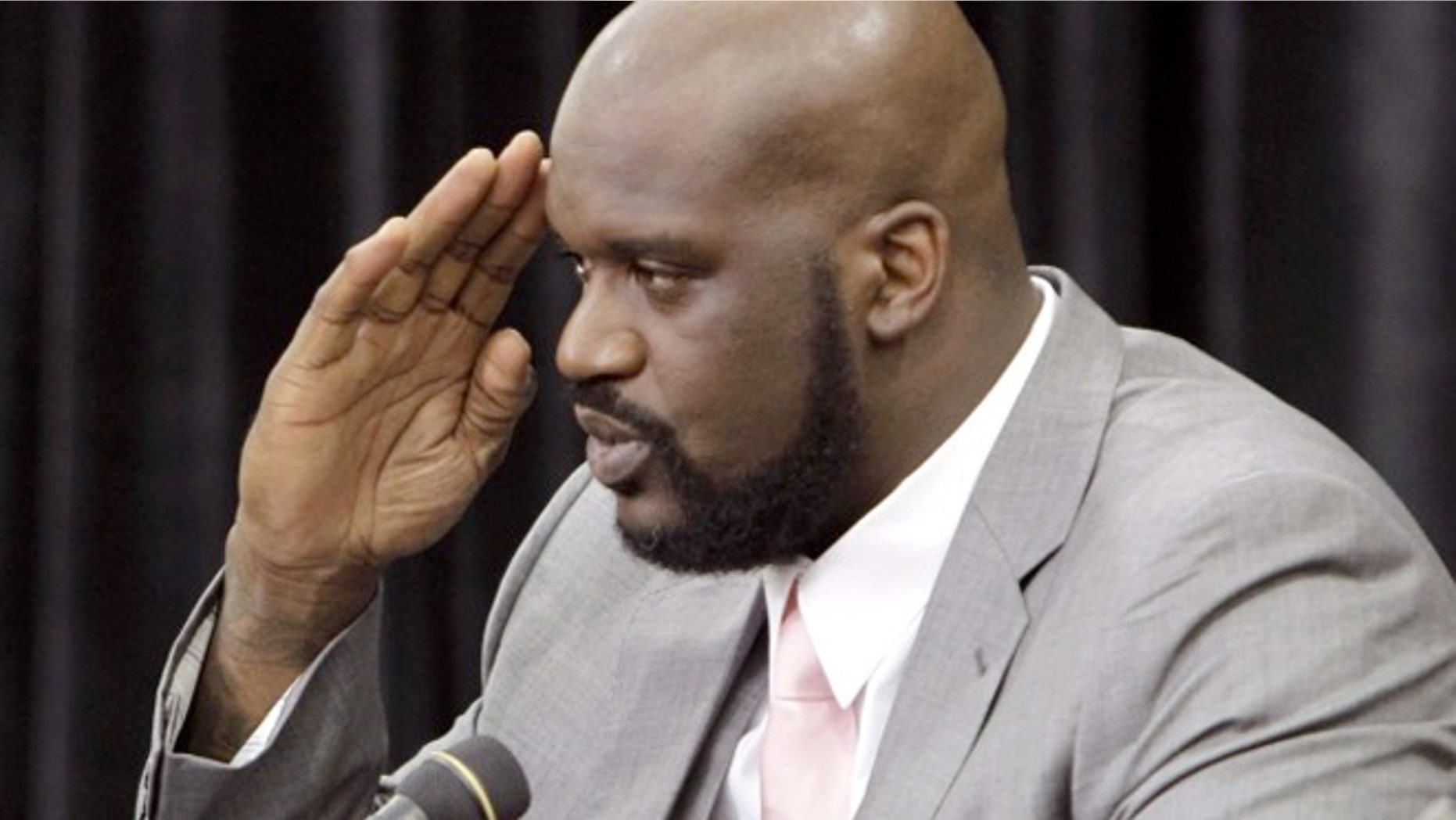 Shaquille O’Neal will launch his own gluten-free, sugar-free brand of vodka, “Luv Shaq” in early 2013.