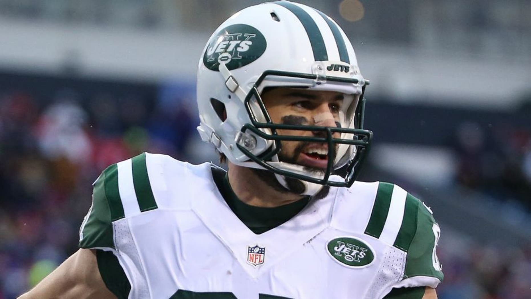 ORCHARD PARK, NY - JANUARY 3: Eric Decker #87 of the New York Jets celebrates after scoring a touchdown against the Buffalo Bills during NFL game action at Ralph Wilson Stadium on January 3, 2016 in Orchard Park, New York. (Photo by Tom Szczerbowski/Getty Images) *** Local Caption *** Eric Decker,ORCHARD PARK, NY - JANUARY 3: Eric Decker #87 of the New York Jets celebrates after scoring a touchdown against the Buffalo Bills during NFL game action at Ralph Wilson Stadium on January 3, 2016 in Orchard Park, New York. (Photo by Tom Szczerbowski/Getty Images)
