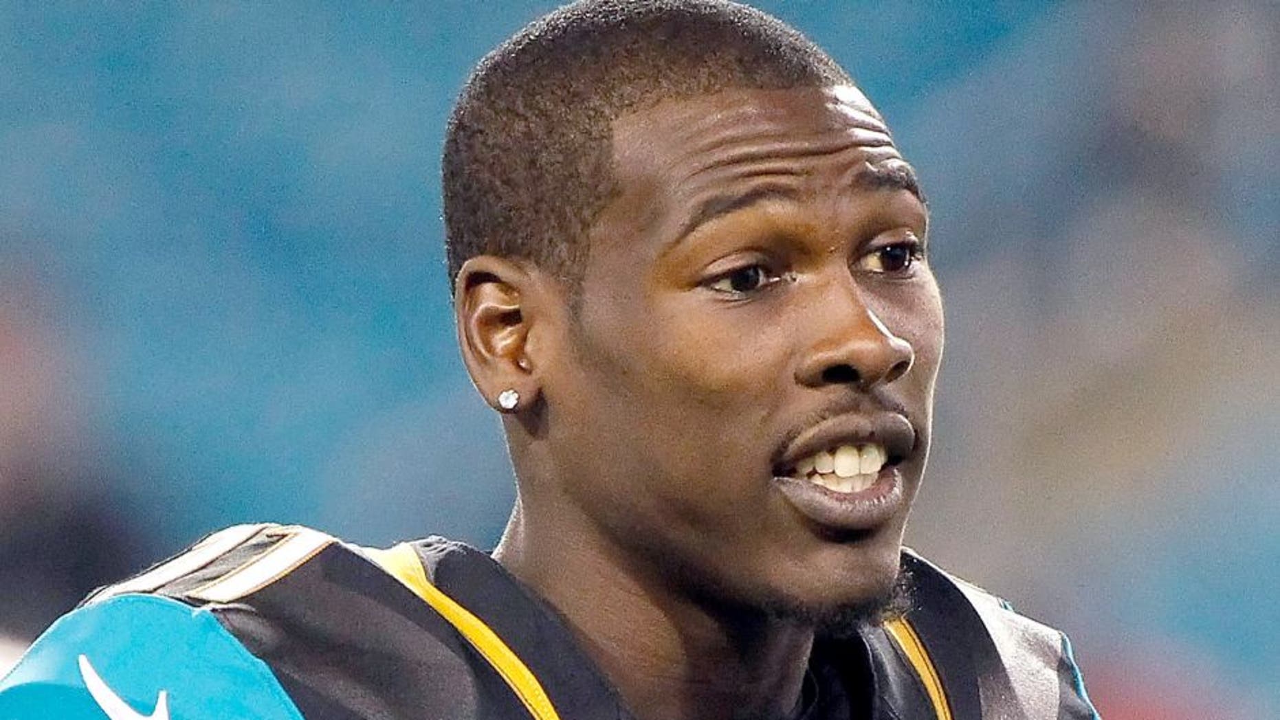 Dec 18, 2014; Jacksonville, FL, USA; Jacksonville Jaguars wide receiver Marqise Lee (11) works out prior to the game against the Tennessee Titans at EverBank Field. Mandatory Credit: Kim Klement-USA TODAY Sports