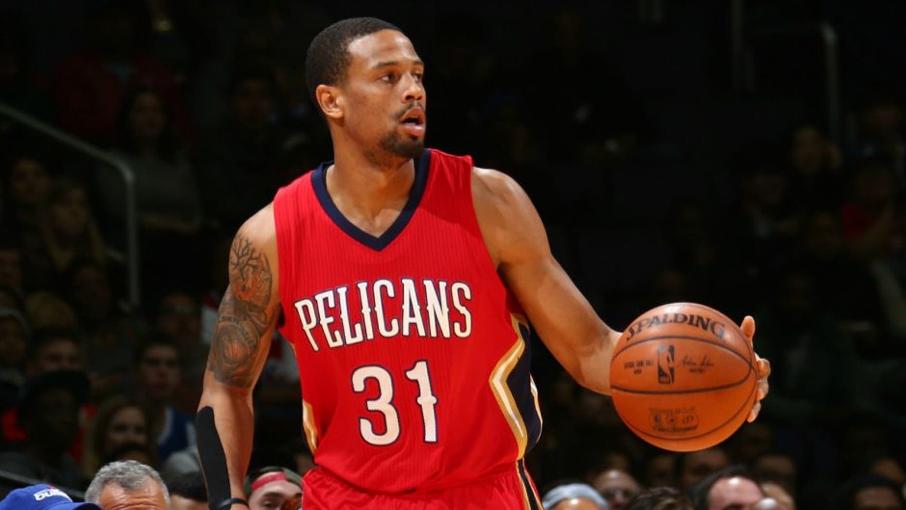 WASHINGTON, DC - FEBRUARY 23: Bryce Dejean-Jones #31 of the New Orleans Pelicans handles the ball against the Washington Wizards on February 23, 2016 at Verizon Center in Washington, DC. NOTE TO USER: User expressly acknowledges and agrees that, by downloading and or using this Photograph, user is consenting to the terms and conditions of the Getty Images License Agreement. Mandatory Copyright Notice: Copyright 2016 NBAE (Photo by Ned Dishman/NBAE via Getty Images)