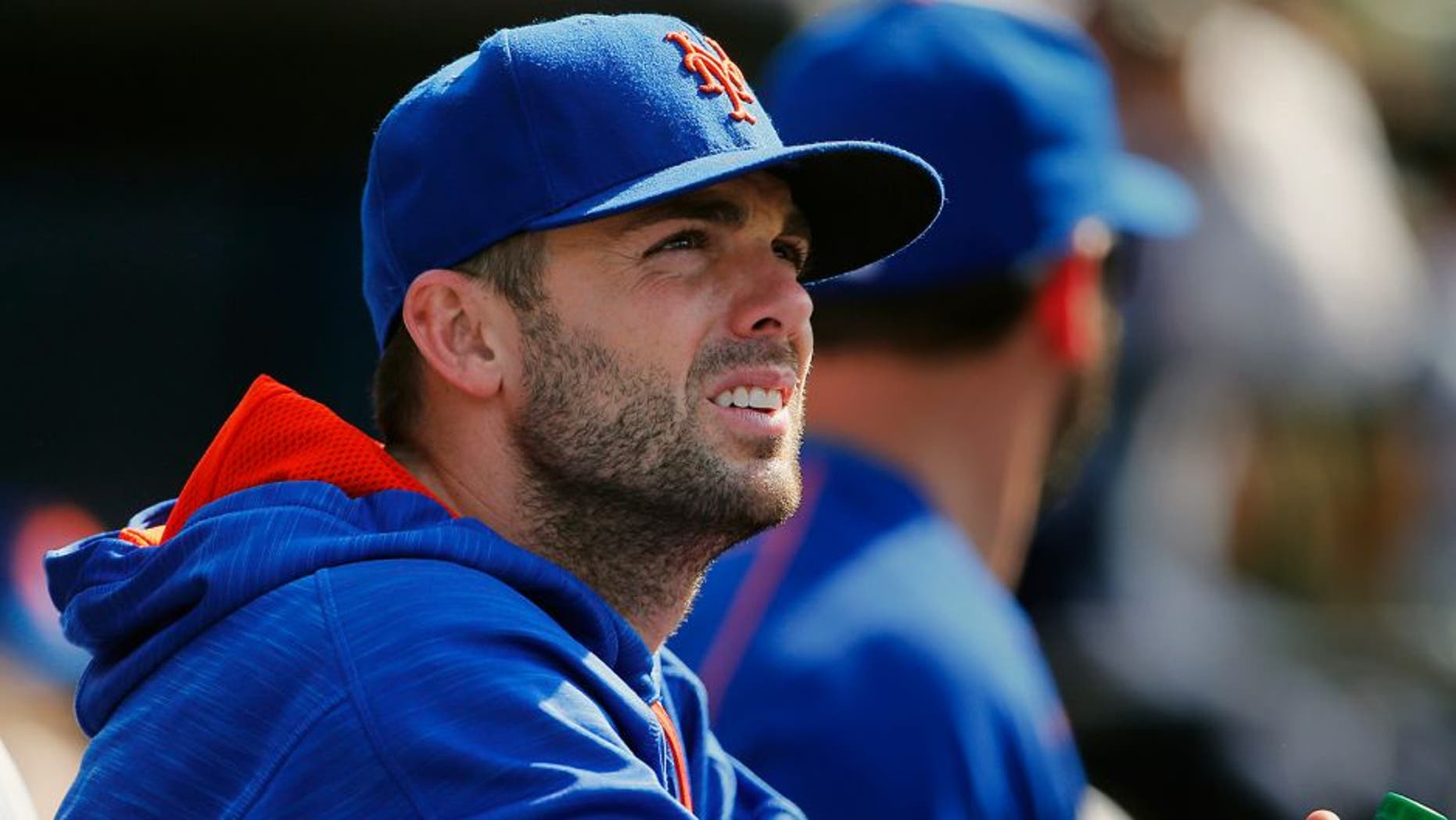 NEW YORK, NY - JUNE 01: David Wright #5 the New York Mets looks on during a game against the Chicago White Sox 2-1 at Citi Field on June 1, 2016 in the Flushing neighborhood of the Queens borough of New York City. The White Sox defeated the Mets 2-1 in 13 innings. (Photo by Rich Schultz/Getty Images)