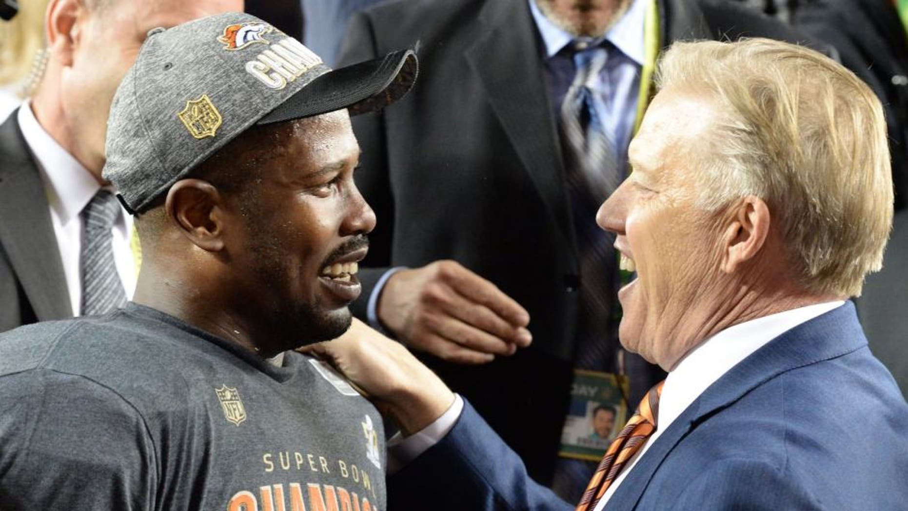 SANTA CLARA, CA - FEBRUARY 07: Von Miller (58) of the Denver Broncos talks with John Elway after the game. The Denver Broncos played the Carolina Panthers in Super Bowl 50 at Levi's Stadium in Santa Clara, Calif. on February 7, 2016. (Photo by Joe Amon/The Denver Post via Getty Images)