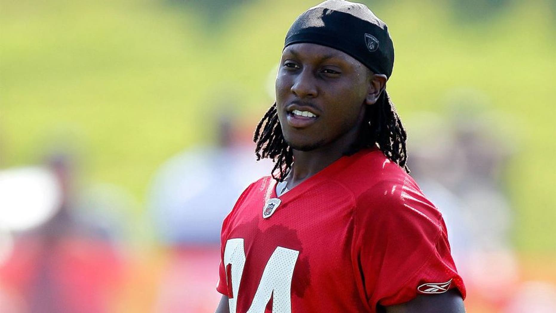 FLOWERY BRANCH, GA - JULY 30: Roddy White #84 of the Atlanta Falcons runs drills during opening day of training camp on July 30, 2010 at the Falcons Training Complex in Flowery Branch, Georgia. (Photo by Kevin C. Cox/Getty Images) *** Local Caption *** Roddy White